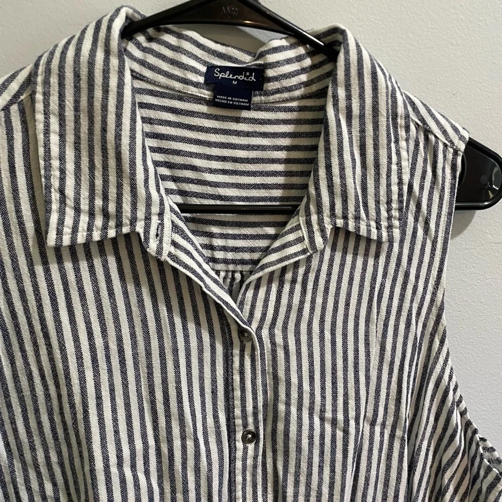 Splendid Linen Blend Gray/ Cream Striped Nautical Button Down Tank Blouse Medium - Picture 2 of 9